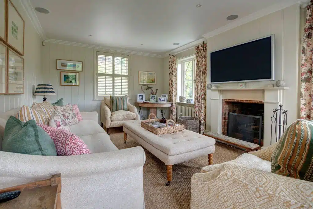 250513WhitewaterHouse 1106HARTLEY HOUSE Country Shoot Location With Swimming Pool scaled