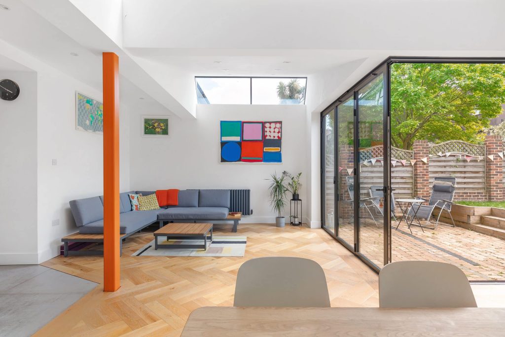 91 Ravensbourne Park London SE6 4YA 006RAVENSBOURNE Everyday Family Home for location shoots scaled