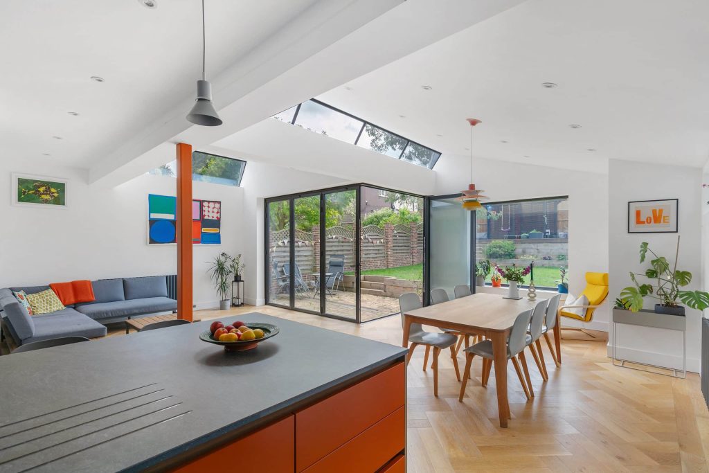 91 Ravensbourne Park London SE6 4YA 007RAVENSBOURNE Everyday Family Home for location shoots scaled