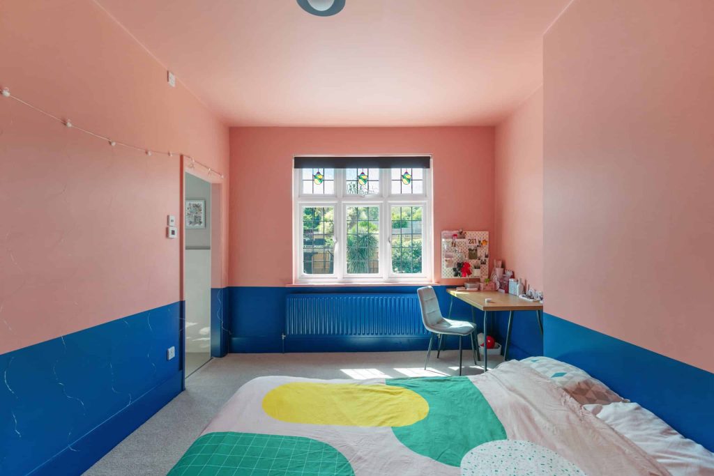 91 Ravensbourne Park London SE6 4YA 013RAVENSBOURNE Everyday Family Home for location shoots scaled