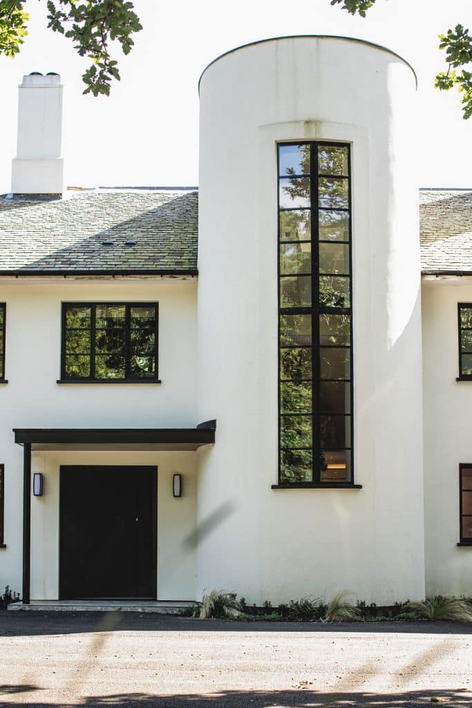 CARRAWAY Hampshire 1930s style country shoot location house HeathwoodHouseSept24(162of168)