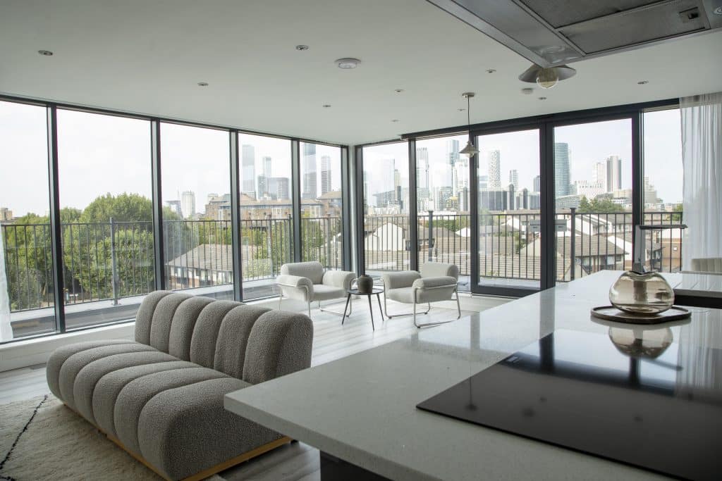 DEPTFORD PENTHOUSE east london shoot location london city views 161A0829ps