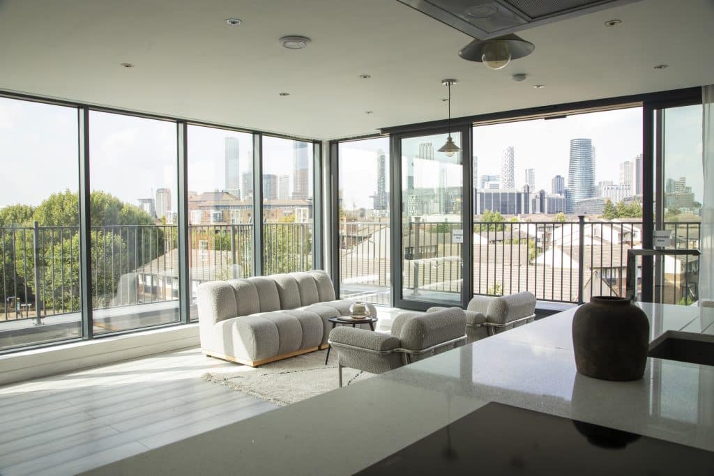 DEPTFORD PENTHOUSE east london shoot location london city views 161A0883ps