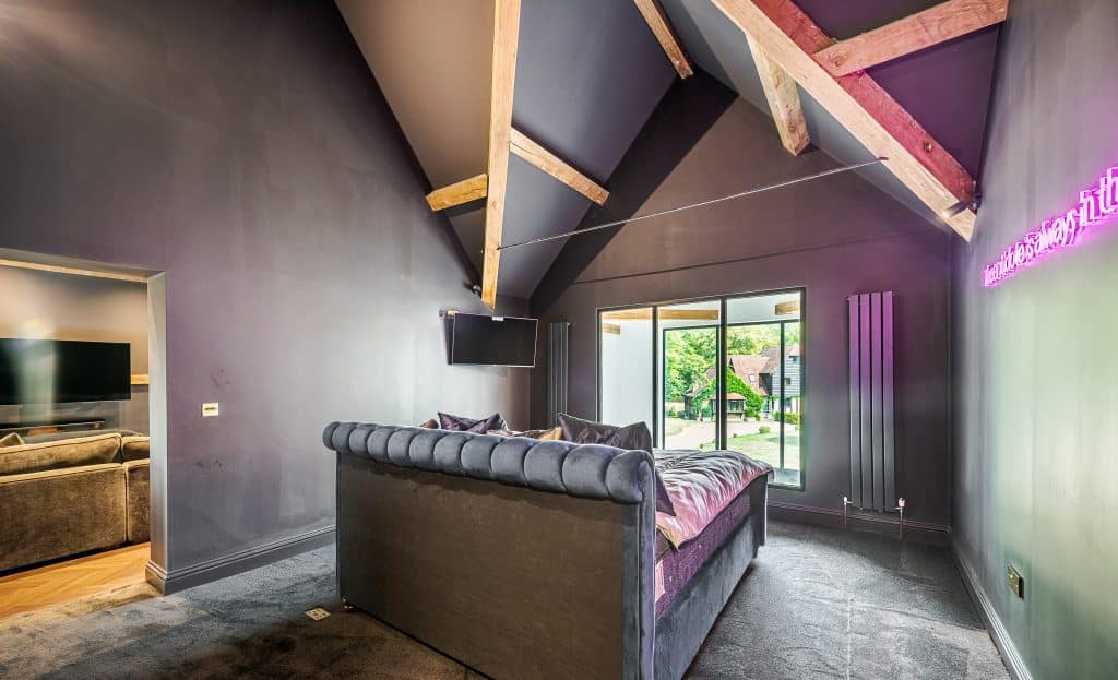 Copyright R3 Photography Ltd.