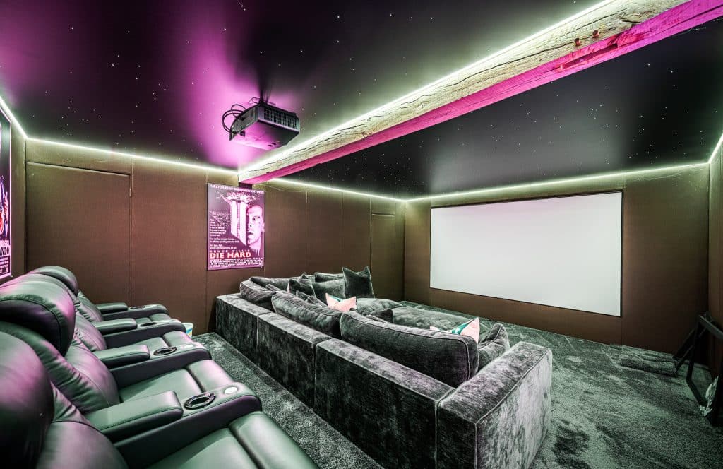 Copyright R3 Photography Ltd.