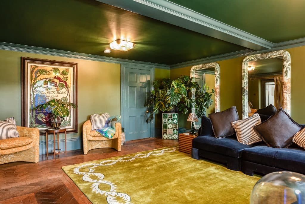 FABLE hampshire colourful large shoot location house LighterimagesHR 34