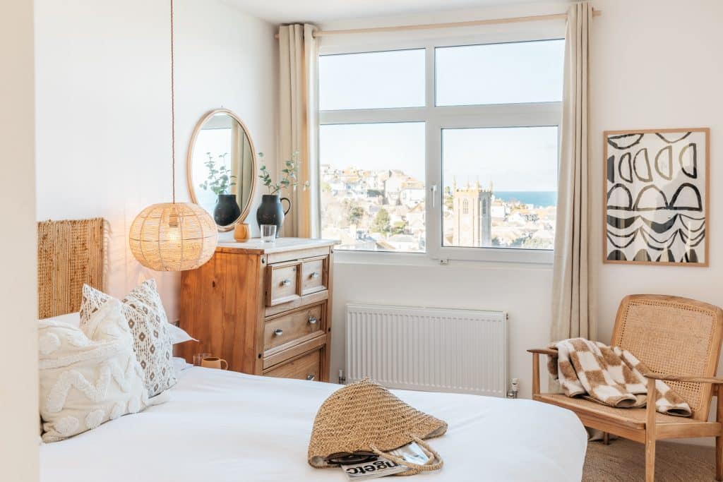 HARBOUR VIEW boutique hotel shoot location cornwall HarbourViewHouse 185