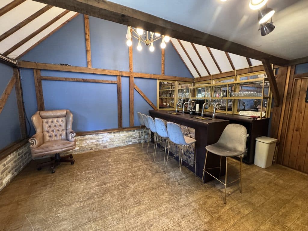 IMG 8216GATEHOUSE Grade II listed country house essex shoot location house