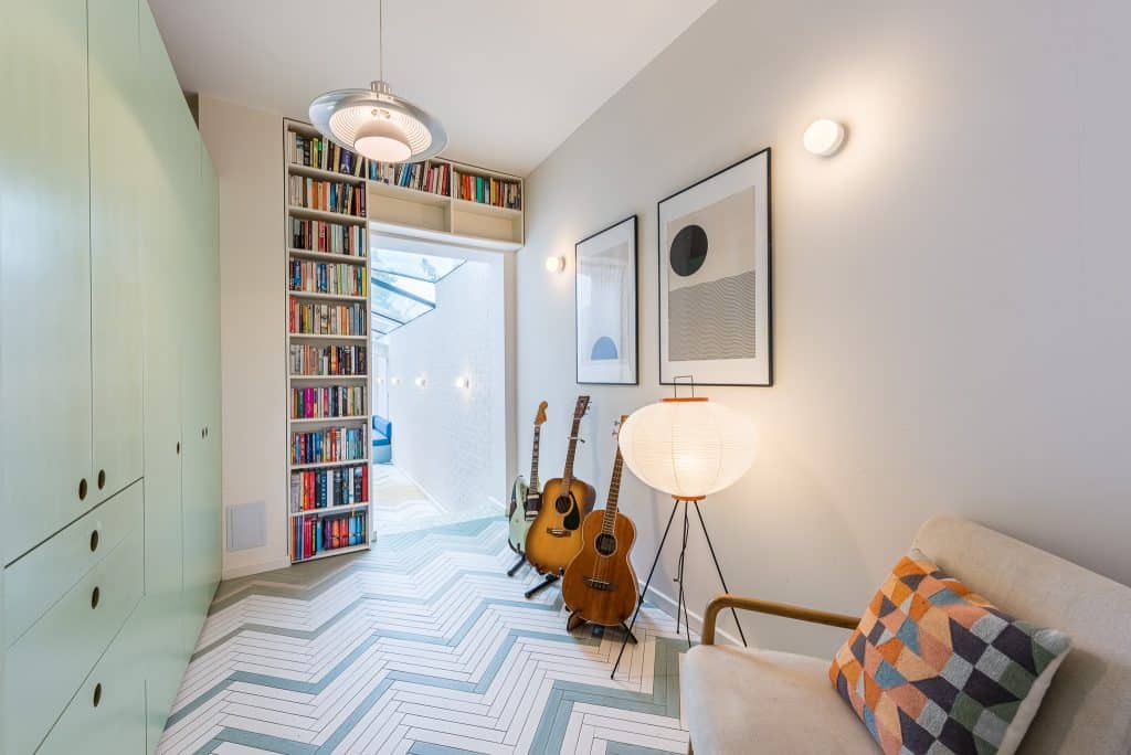 NORTHBROOK north london modern location house Location Creation:Northbrook N22:connecting room