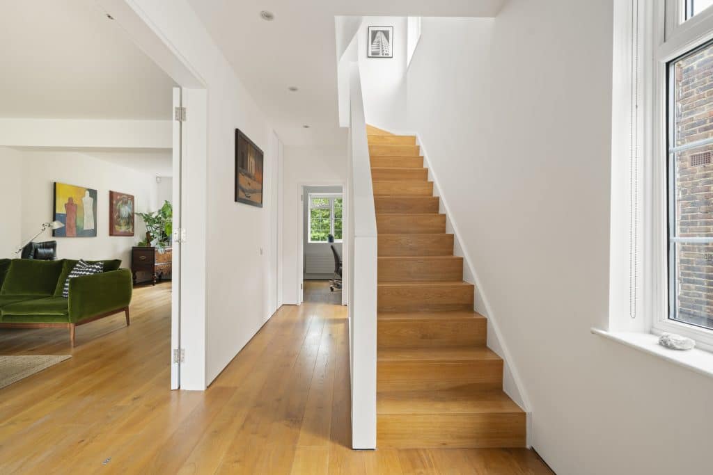 ST JOHNS WOOD semi detached location house north west london 27 Boundary Road NW8007