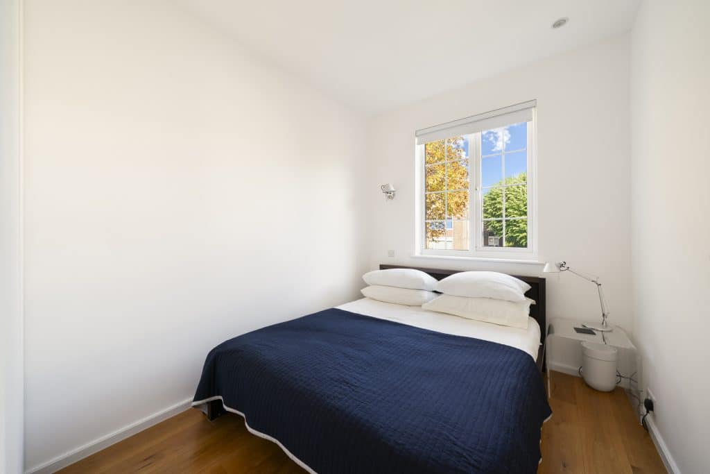 ST JOHNS WOOD semi detached location house north west london 27 Boundary Road NW8017