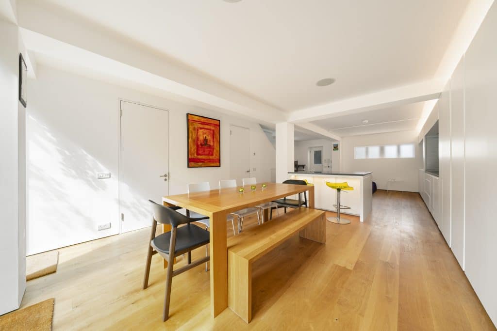 ST JOHNS WOOD semi detached location house north west london 27 Boundary Road NW8029