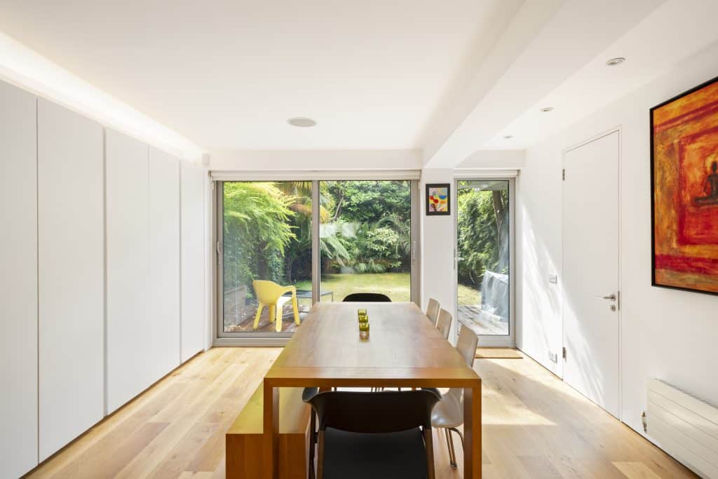 ST JOHNS WOOD semi detached location house north west london 27 Boundary Road NW8031