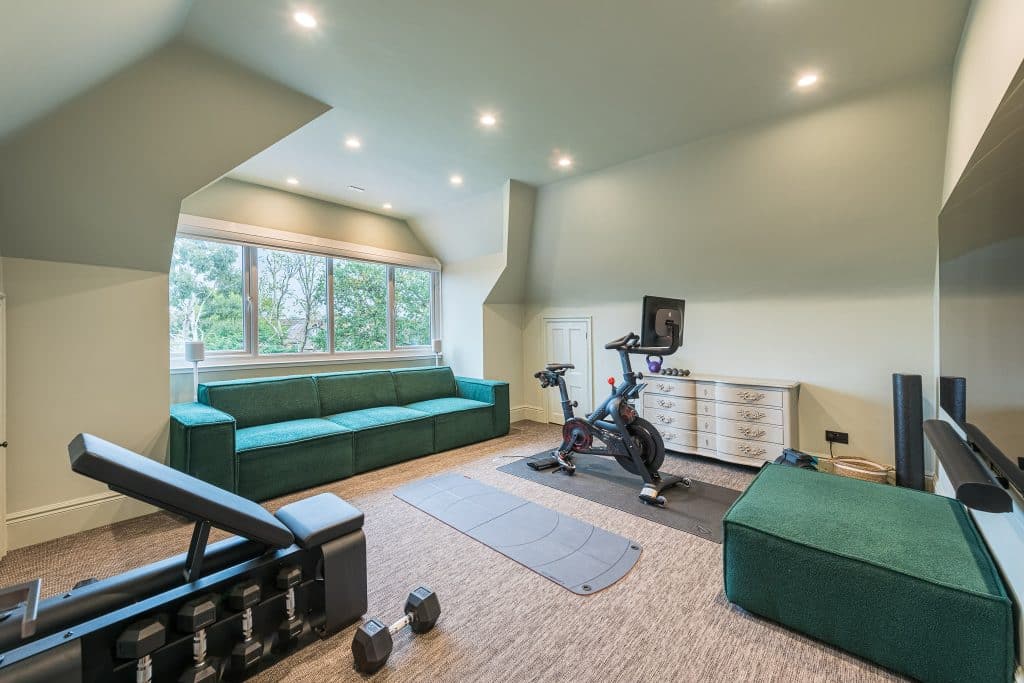 TEIGNMOUTH north west london 1920s detached location house Location Creation:Teignmouth NW2:gym