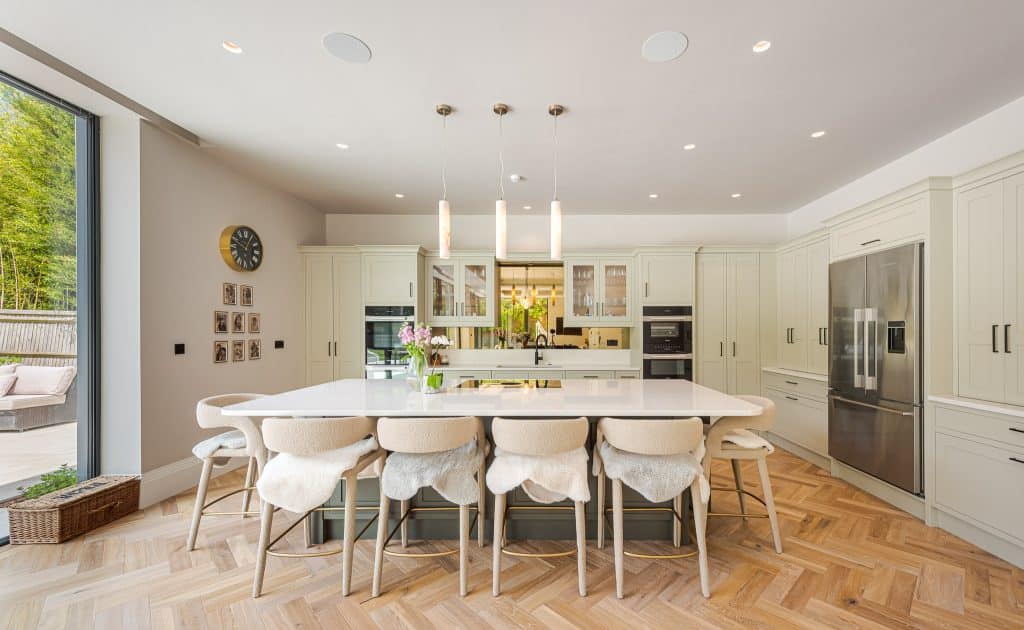 Copyright R3 Photography Ltd.