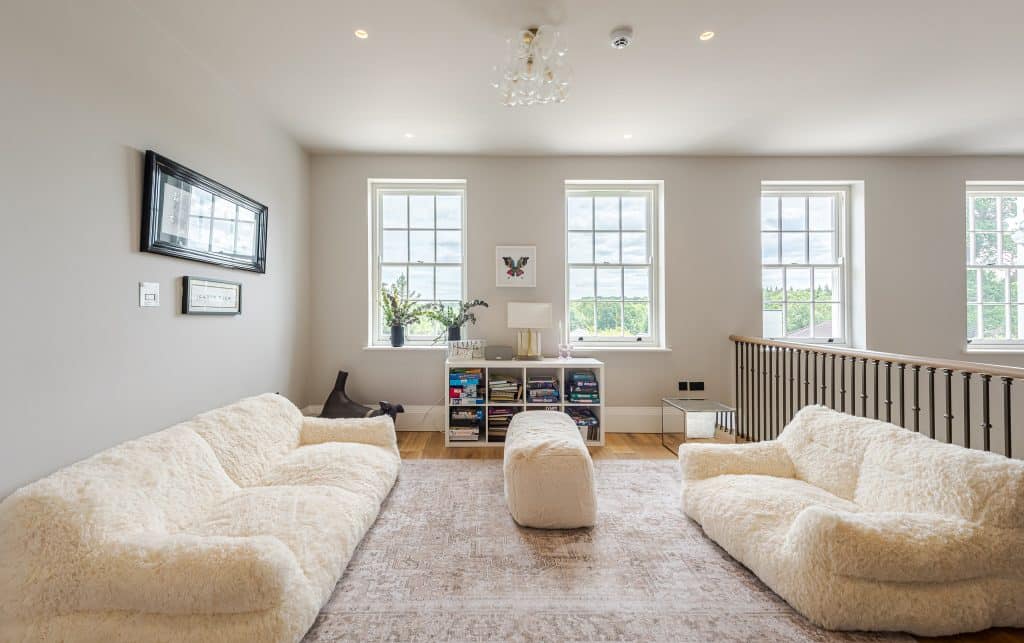 Copyright R3 Photography Ltd.