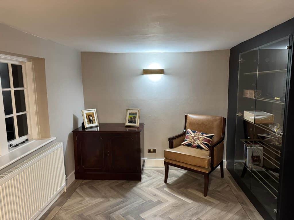 cd34682c 6bf1 4ed7 b3a1 8012363566daGATEHOUSE Grade II listed country house essex shoot location house