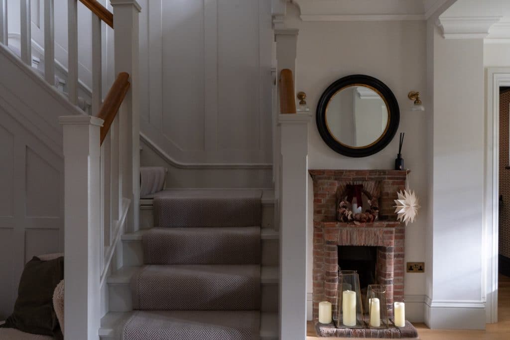 ASHCOMBE large surbiton location house modern 13 Ashcombe Avenue Surbiton KT6 013