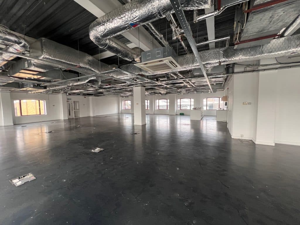 BERMONDSEY ST OFFICE south east london blank canvas shoot location 11. Forty Two - Offices