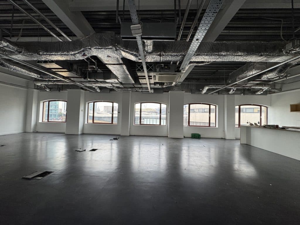 BERMONDSEY ST OFFICE south east london blank canvas shoot location 16. Forty Two - Offices