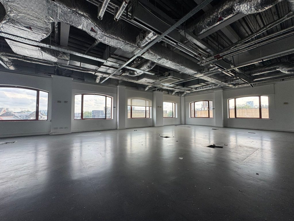 BERMONDSEY ST OFFICE south east london blank canvas shoot location 7. Forty Two - Offices