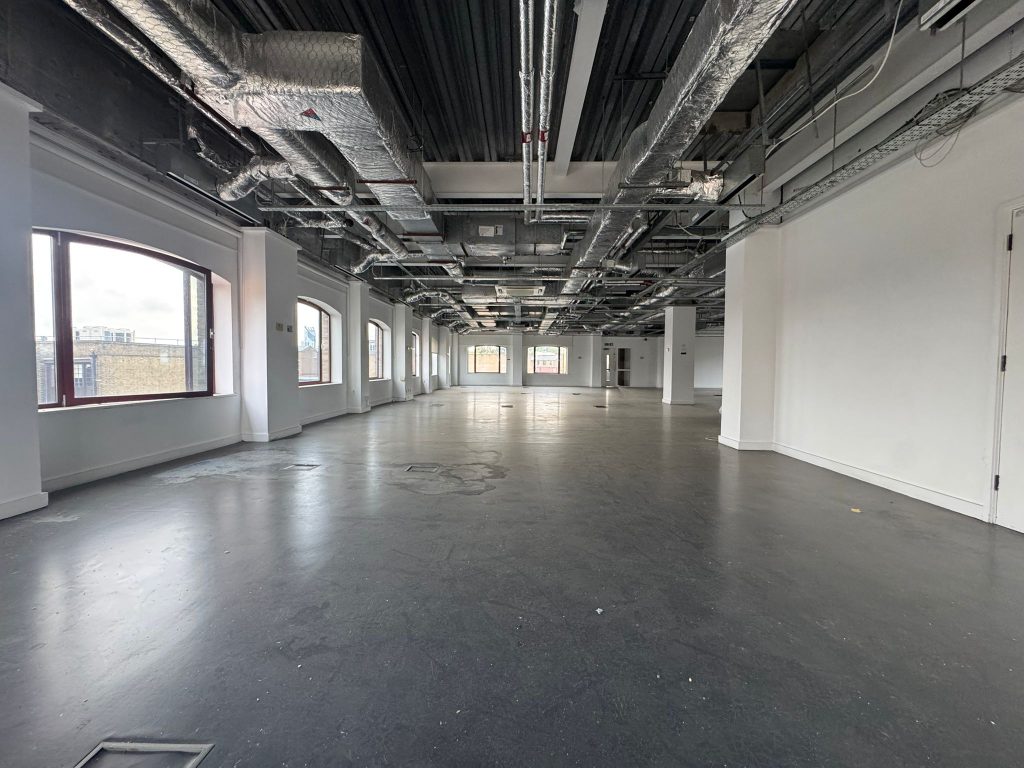 BERMONDSEY ST OFFICE south east london blank canvas shoot location 8. Forty Two - Offices