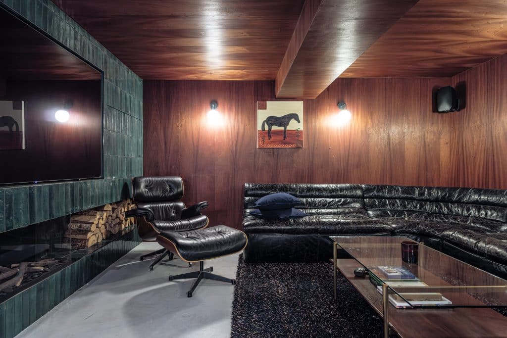 DALSTON EMERALD - East London Mid Century Shoot Location House38