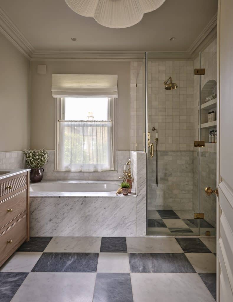MANCHURIA clapham townhouse shoot location MT 25.05.19 Bedroom 1 Bathroom 05