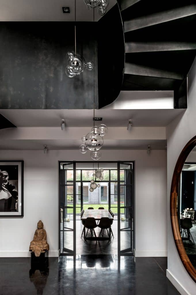 BELSIZE HOUSE north west london large location house Location Creation:Belsize House NW3:EntranceAnnexe 2
