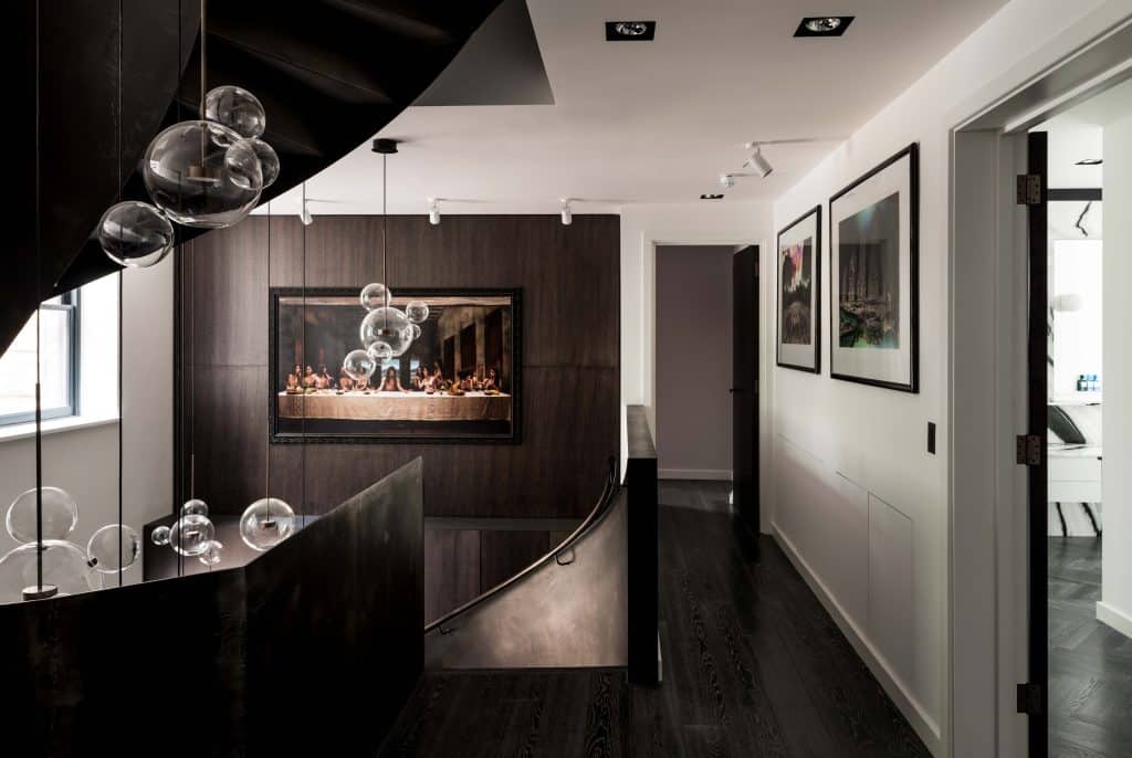 BELSIZE HOUSE north west london large location house Location Creation:Belsize House NW3:Upstairs Hall 3