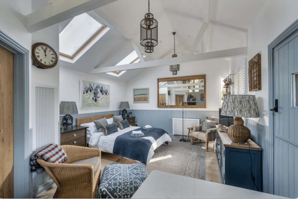 CEDAR HOUSE victorian dorking grade ii listed location house Screenshot 2025 04 07 at 20.18.09