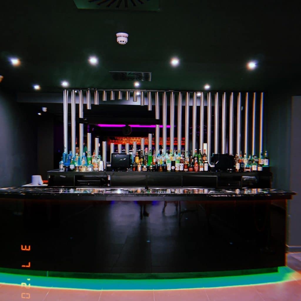 FACES essex nightclub shoot location venue image00002