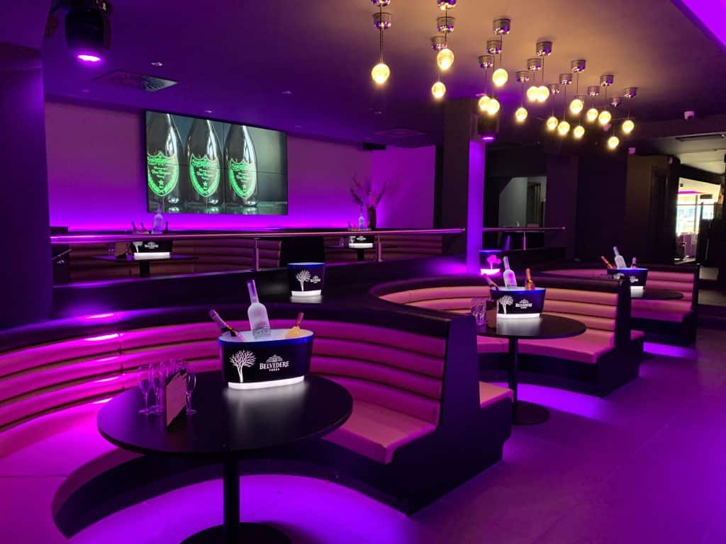 FACES essex nightclub shoot location venue image00014