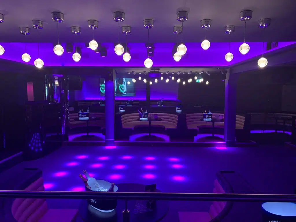 FACES essex nightclub shoot location venue image00016