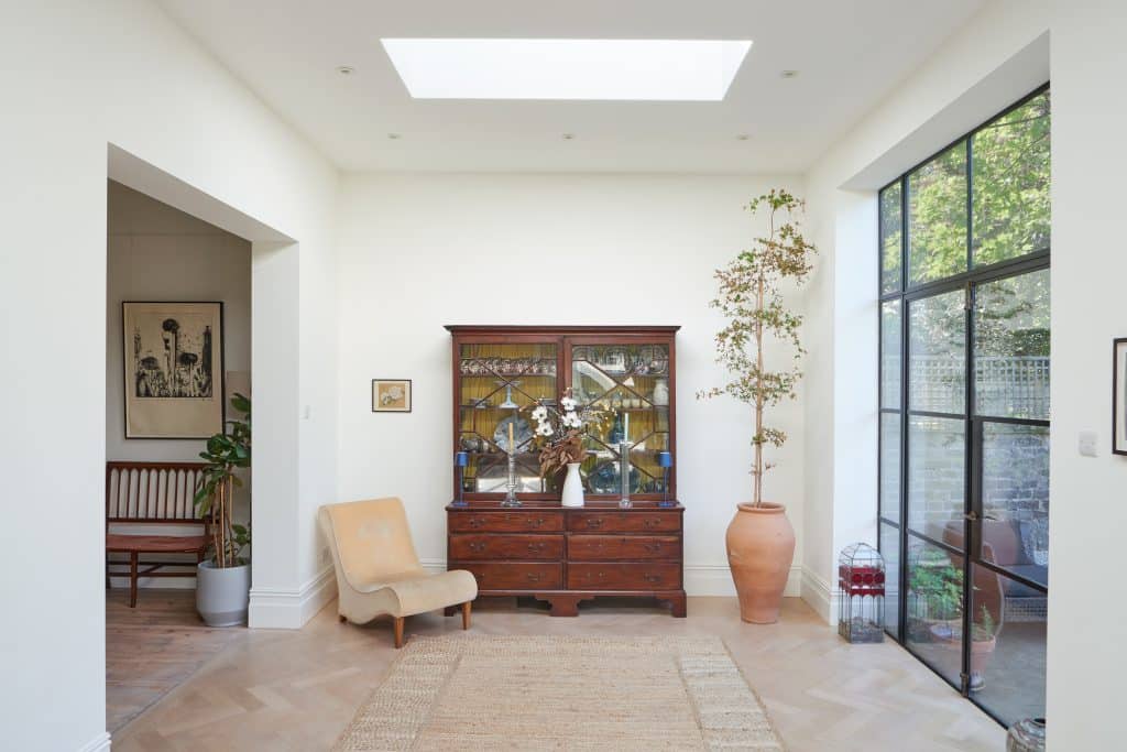 KNATCHBULL central london modern location house 13 05 24 louisa 11304