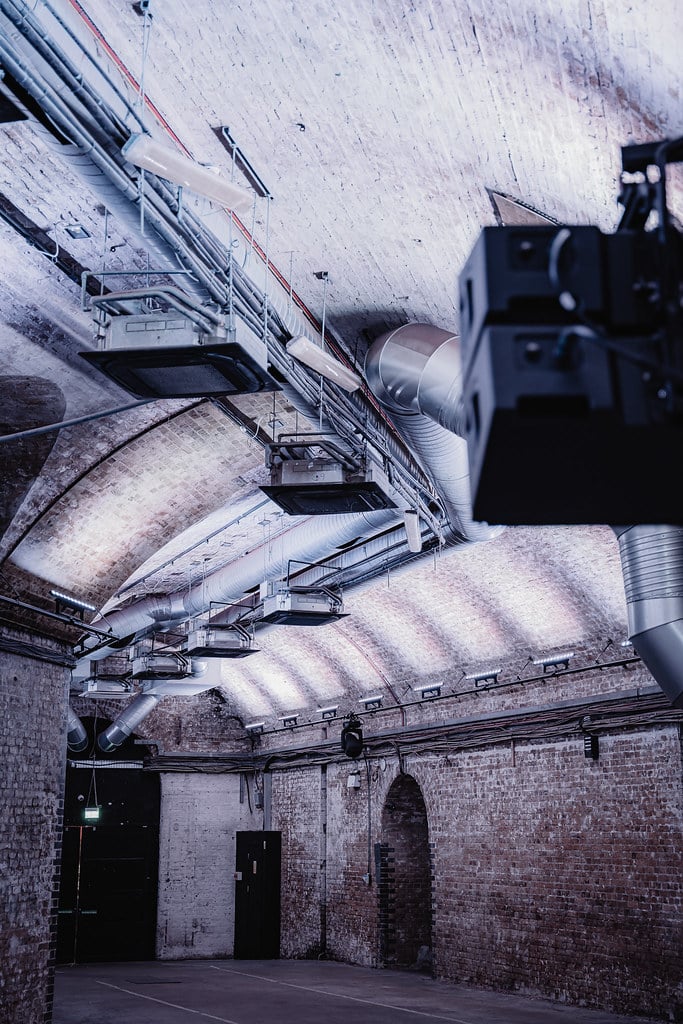 LEAKE STREET versatile industrial shoot location venue south east london ss 26leakest apr25 07824 54660701743 l