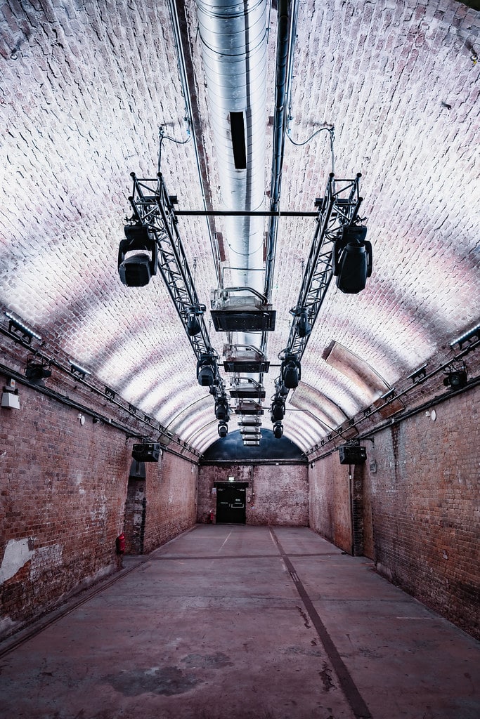 LEAKE STREET versatile industrial shoot location venue south east london ss 26leakest apr25 08129 1 54660678833 l
