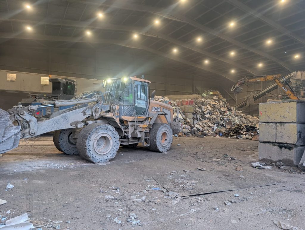 SKIP DEPOT essex shoot loction PHOTO 2025 11 20 17 54 29 5
