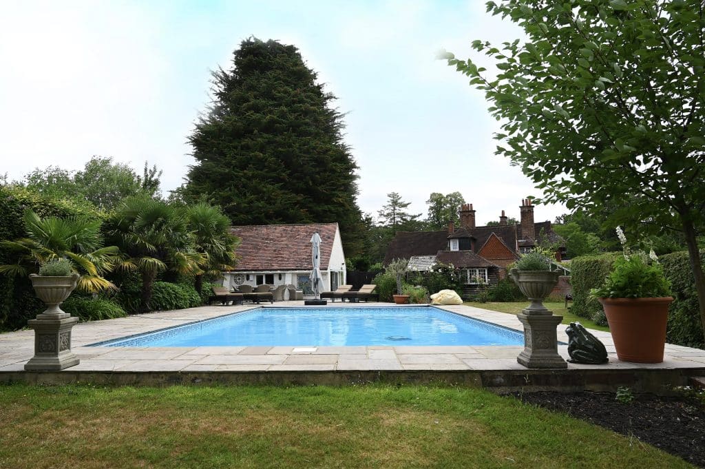 TURNPIKE STUDIO hampshire period country estate shoot location 34 CIC 4431c