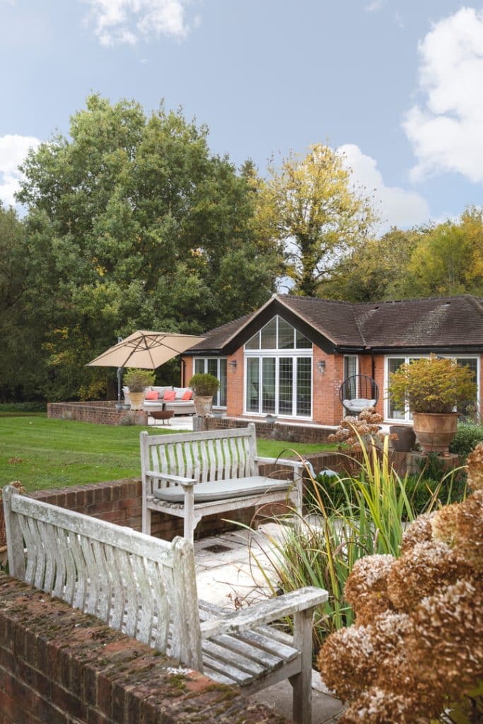 VINE HOUSE guildford eight bedroom location house Vine house, coombe lane, Guildford, GU3 3PF 006