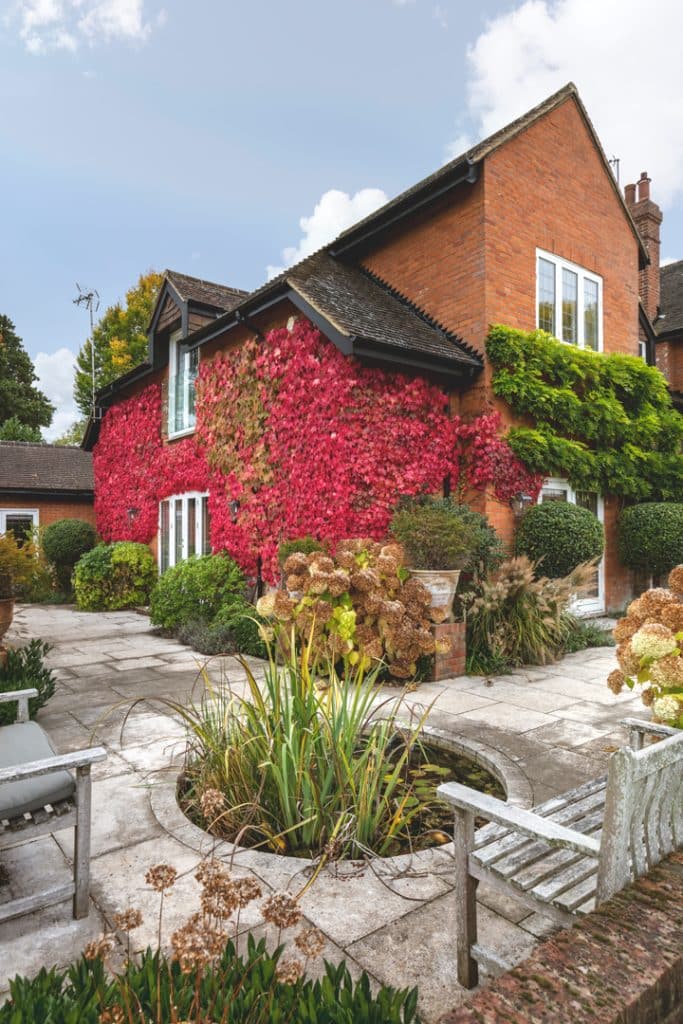 VINE HOUSE guildford eight bedroom location house Vine house, coombe lane, Guildford, GU3 3PF 007