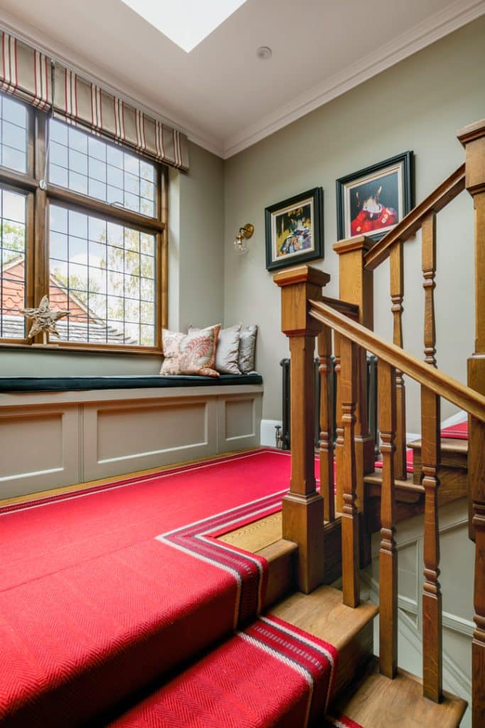 VINE HOUSE guildford eight bedroom location house Vine house, coombe lane, Guildford, GU3 3PF 015