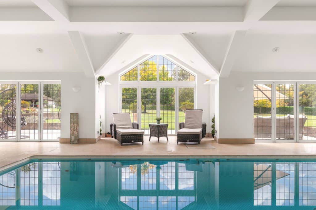 VINE HOUSE guildford eight bedroom location house Vine house, coombe lane, Guildford, GU3 3PF 033