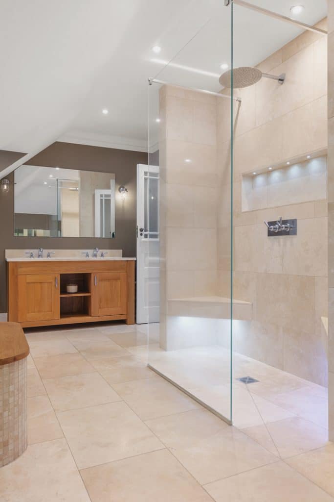 VINE HOUSE guildford eight bedroom location house Vine house, coombe lane, Guildford, GU3 3PF 042