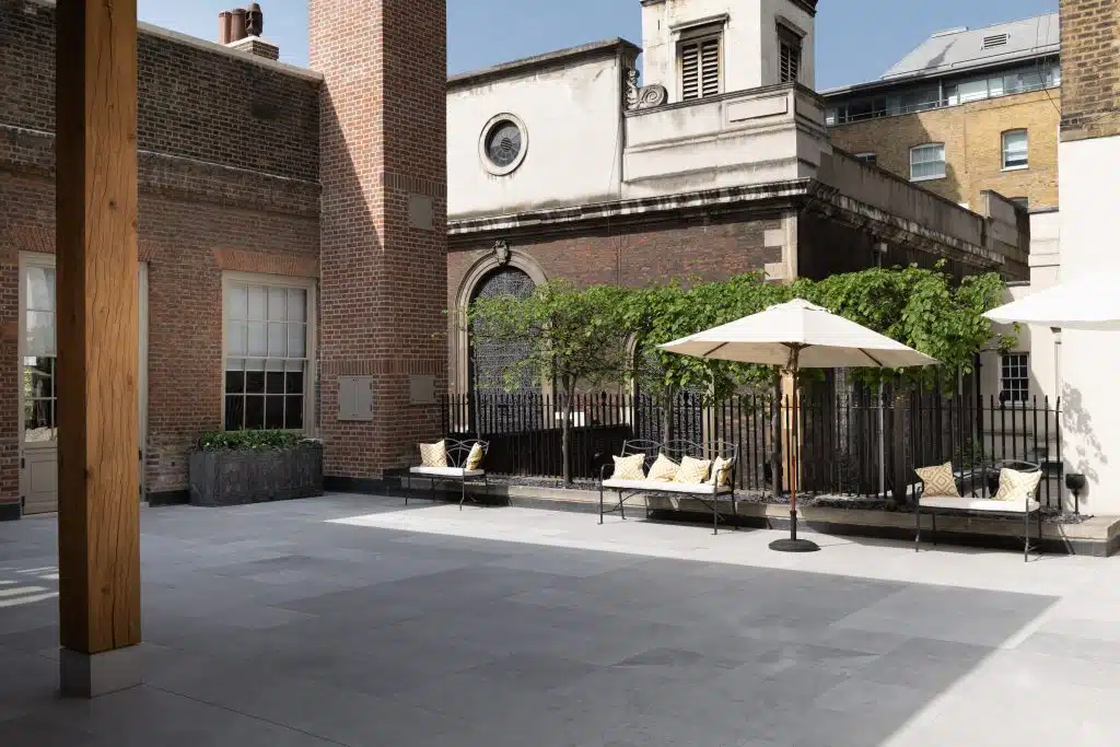 8 1:2 LONDON grade i shoot location venue Roof Terrace 1