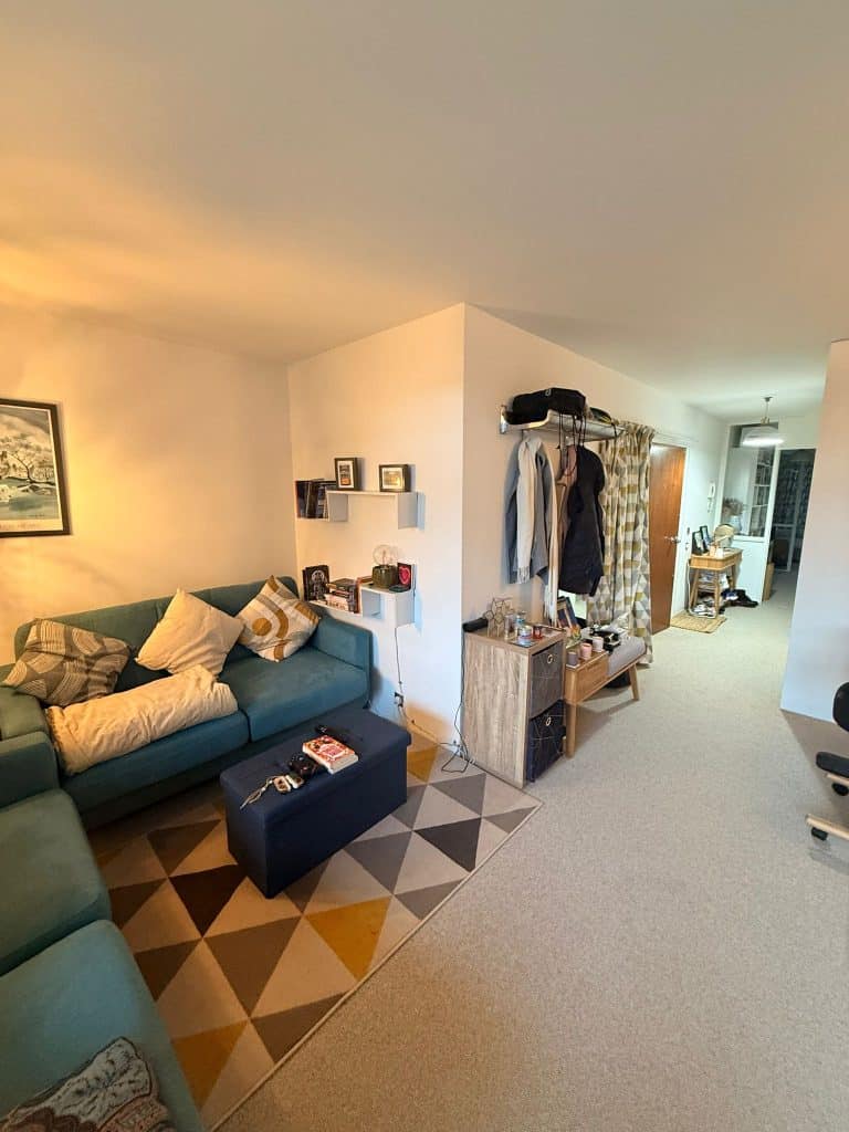 BARBICAN FLAT east london apartment shoot location PHOTO 2026 01 23 10 05 06 6