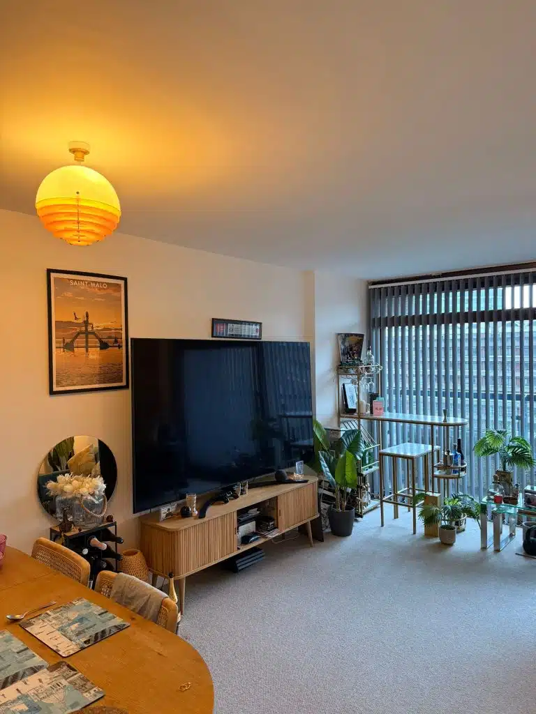 BARBICAN FLAT east london apartment shoot location PHOTO 2026 01 23 10 05 07 3