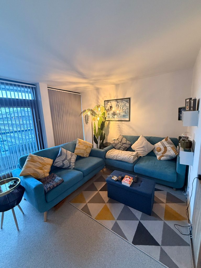 BARBICAN FLAT east london apartment shoot location PHOTO 2026 01 23 10 05 08 6