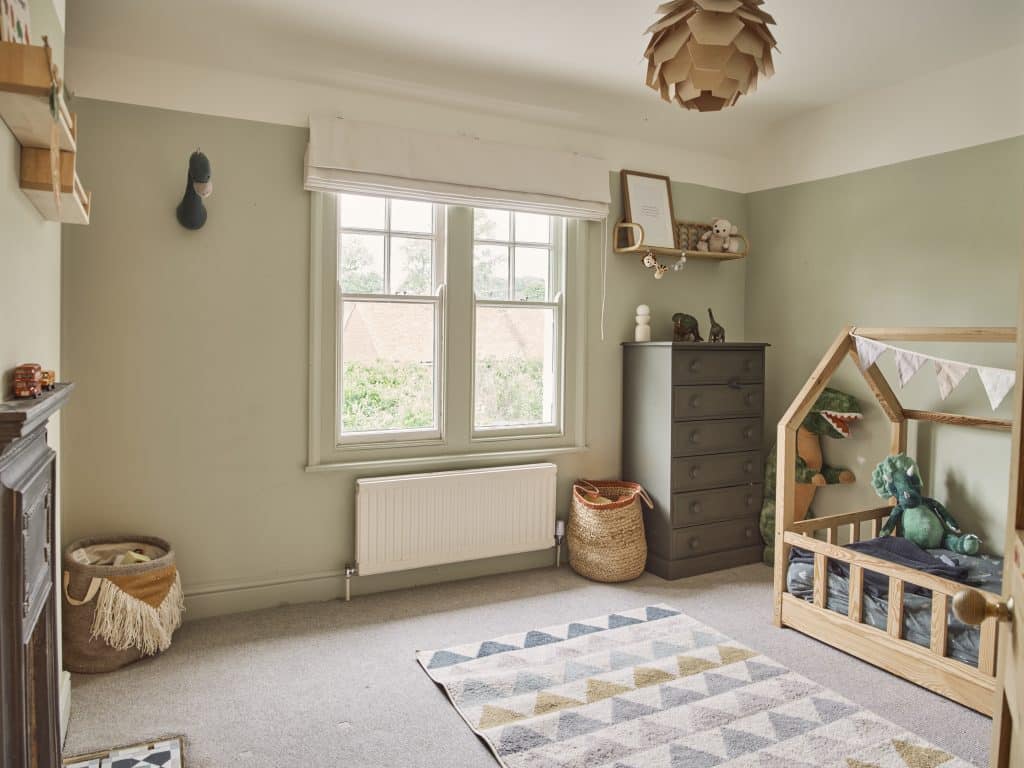 BENGEO hertfordshire victorian cottage shoot location Bedroom 3