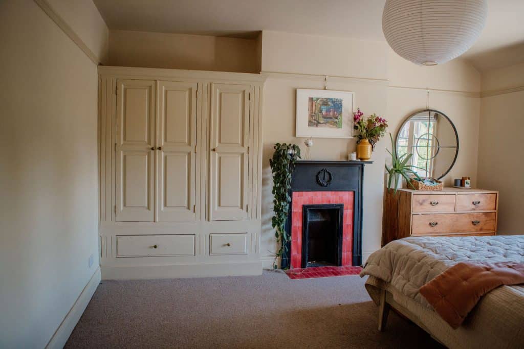 BENGEO hertfordshire victorian cottage shoot location Master Bedroom 3